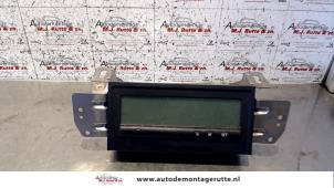 Used Interior display Mitsubishi Space Wagon (N8/N9) 2.4 16V GDI GLX Price on request offered by Autodemontage M.J. Rutte B.V.