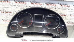 Used Odometer KM Audi A4 Avant Quattro (B7) 3.2 FSI V6 24V Price on request offered by Autodemontage M.J. Rutte B.V.