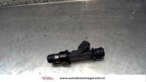 Usagé Injecteur (injection essence) Opel Astra H GTC (L08) 1.6 16V Twinport Prix sur demande proposé par Autodemontage M.J. Rutte B.V.