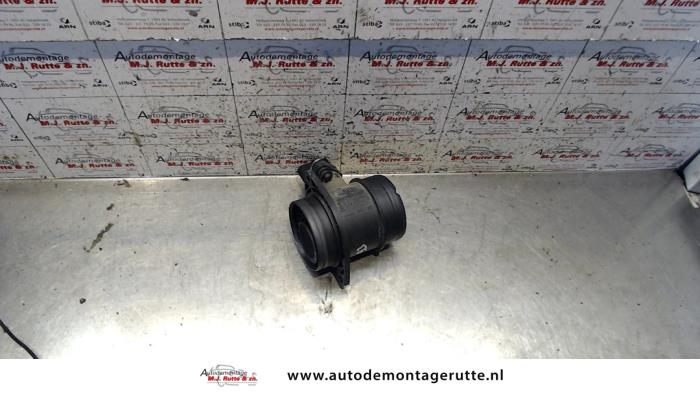 Gebrauchte Luftmassenmesser Volkswagen Caddy III (2KA,2KH,2CA,2CH) 2.0 SDI Preis auf Anfrage angeboten von Autodemontage M.J. Rutte B.V.
