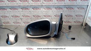 Used Wing mirror, left Mercedes CLK (W208) 2.3 230K Evo 16V Price on request offered by Autodemontage M.J. Rutte B.V.