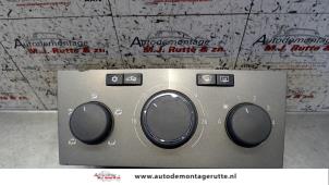 Usagé Panneau de commandes chauffage Opel Zafira (M75) 2.2 16V Direct Ecotec Prix sur demande proposé par Autodemontage M.J. Rutte B.V.