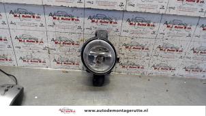 Used Spotlight, right Renault Modus/Grand Modus (JP) 1.4 16V Price on request offered by Autodemontage M.J. Rutte B.V.