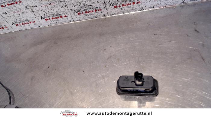 Tailgate switch from a Renault Scénic II (JM) 1.4 16V 2005