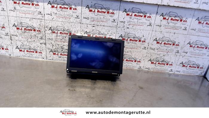 Begagnade Innerdisplay Opel Vectra C Caravan 3.0 CDTI V6 24V Pris på förfrågan erbjuds av Autodemontage M.J. Rutte B.V.