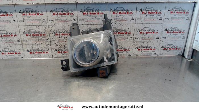 Używane Halogen prawy Opel Vectra C Caravan 3.0 CDTI V6 24V Cena na żądanie oferowane przez Autodemontage M.J. Rutte B.V.