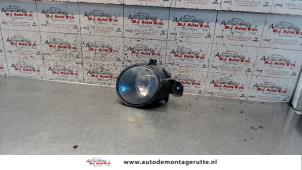 Used Spotlight, right Renault Clio III (BR/CR) 1.4 16V Price on request offered by Autodemontage M.J. Rutte B.V.