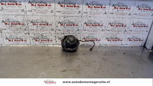 Used Fuel cap Audi A4 Avant Quattro (B7) 3.2 FSI V6 24V Price on request offered by Autodemontage M.J. Rutte B.V.