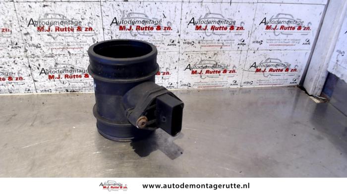 Luftmengenmesser van een Audi A2 (8Z0) 1.4 TDI 2001