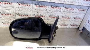 Gebrauchte Außenspiegel links Daihatsu Sirion/Storia (M1) 1.0 12V DVVT Preis auf Anfrage angeboten von Autodemontage M.J. Rutte B.V.