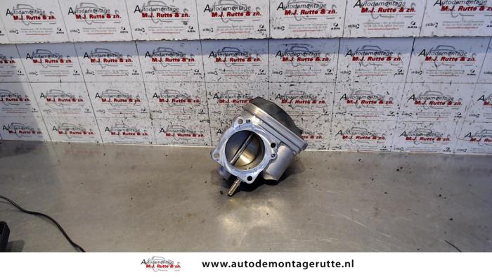 Gebrauchte Drosselklappengehäuse Renault Scénic II (JM) 2.0 16V Preis auf Anfrage angeboten von Autodemontage M.J. Rutte B.V.