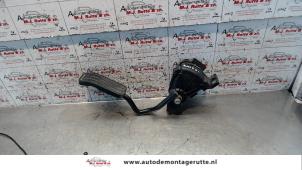 Used Accelerator pedal Seat Alhambra (7V8/9) 2.0 Price on request offered by Autodemontage M.J. Rutte B.V.