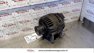 Used Dynamo Volkswagen Transporter T5 1.9 TDi Price on request offered by Autodemontage M.J. Rutte B.V.