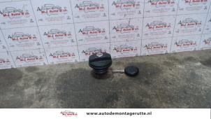 Used Fuel cap Smart Cabrio 0.6 Turbo i.c. Price on request offered by Autodemontage M.J. Rutte B.V.