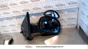 Used Wing mirror, right Dodge Ram Van 2.5 CRD 16V Price on request offered by Autodemontage M.J. Rutte B.V.