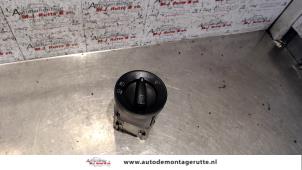 Usagé Commutateur lumière Volkswagen New Beetle (9C1/9G1) 2.0 Prix sur demande proposé par Autodemontage M.J. Rutte B.V.