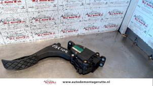Used Accelerator pedal Volkswagen Polo V (6R) 1.2 TSI Price on request offered by Autodemontage M.J. Rutte B.V.