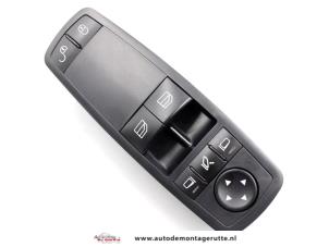 New Multi-functional window switch Mercedes A (W169) 1.5 A-150 5-Drs. Price € 50,00 Inclusive VAT offered by Autodemontage M.J. Rutte B.V.