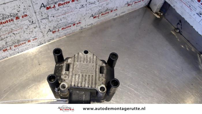 Usagé Bobine Volkswagen Fox (5Z) 1.4 16V Prix € 25,00 Règlement à la marge proposé par Autodemontage M.J. Rutte B.V.