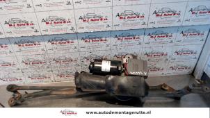 Używane Silnik i mechanizm wycieraczki Alfa Romeo 156 Sportwagon (932) 1.8 Twin Spark 16V Cena na żądanie oferowane przez Autodemontage M.J. Rutte B.V.