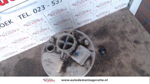 Gebrauchte Kraftstoffpumpe Elektrisch Alfa Romeo 166 3.0 V6 24V Preis auf Anfrage angeboten von Autodemontage M.J. Rutte B.V.
