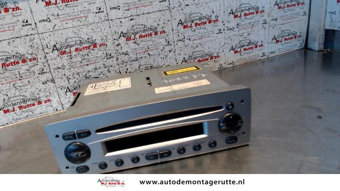 Radio z Alfa Romeo 156 Sportwagon (932) 1.8 Twin Spark 16V 2002