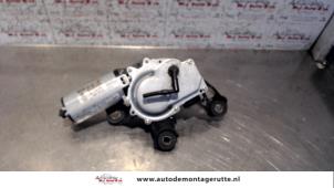 Gebrauchte Scheibenwischermotor hinten Audi Allroad (C5) 2.7 T 30V Preis auf Anfrage angeboten von Autodemontage M.J. Rutte B.V.