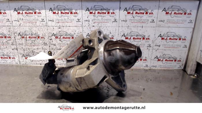 Motor de arranque de un Peugeot 108 1.0 12V 2014