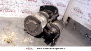 Usados Motor de arranque Renault Scénic I (JA) 1.6 16V Precio de solicitud ofrecido por Autodemontage M.J. Rutte B.V.