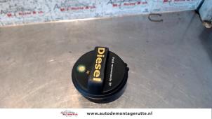 Used Fuel cap Ford Focus C-Max 2.0 TDCi 16V Price on request offered by Autodemontage M.J. Rutte B.V.