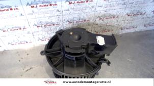 Used Heating and ventilation fan motor Renault Clio II (BB/CB) 1.6 16V Price on request offered by Autodemontage M.J. Rutte B.V.