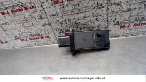 Used Airflow meter Ford Mondeo IV Wagon 2.0 TDCi 140 16V Price on request offered by Autodemontage M.J. Rutte B.V.