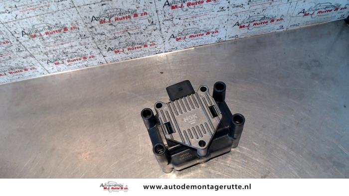 Usagé Bobine Volkswagen Lupo (6X1) 1.4 16V 75 Prix € 25,00 Règlement à la marge proposé par Autodemontage M.J. Rutte B.V.
