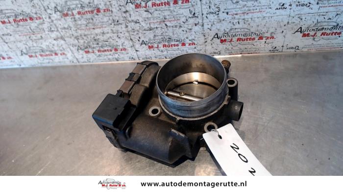Używane Przepustnica Peugeot 607 (9D/U) 2.9 V6 24V Cena na żądanie oferowane przez Autodemontage M.J. Rutte B.V.