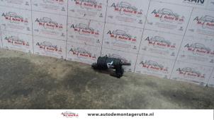 Usagé Pompe lave-glace avant Renault Scénic I (JA) 1.4 16V Prix sur demande proposé par Autodemontage M.J. Rutte B.V.