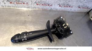 Used Indicator switch Renault Scénic I (JA) 2.0 16V RX4 Price on request offered by Autodemontage M.J. Rutte B.V.