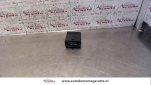 Used Comfort Module Mercedes Vaneo (W414) 1.6 Price on request offered by Autodemontage M.J. Rutte B.V.