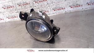Used Fog light, front right Renault Clio II (BB/CB) 1.2 Price on request offered by Autodemontage M.J. Rutte B.V.