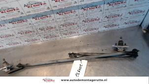 Used Wiper mechanism Honda Logo (GA33) 1.3 Price on request offered by Autodemontage M.J. Rutte B.V.