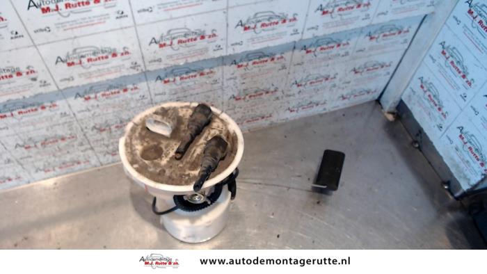 Gebrauchte Kraftstoffpumpe Elektrisch Renault Scénic I (JA) 1.6 16V Preis auf Anfrage angeboten von Autodemontage M.J. Rutte B.V.