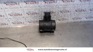 Usados Medidor de flujo de aire Fiat Doblo (223A/119) 1.9 JTD Precio de solicitud ofrecido por Autodemontage M.J. Rutte B.V.