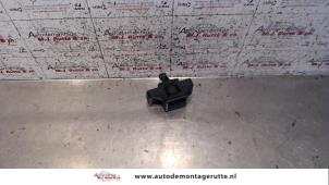Used Tailgate lock stop Renault Scénic I (JA) 1.8 16V Price on request offered by Autodemontage M.J. Rutte B.V.
