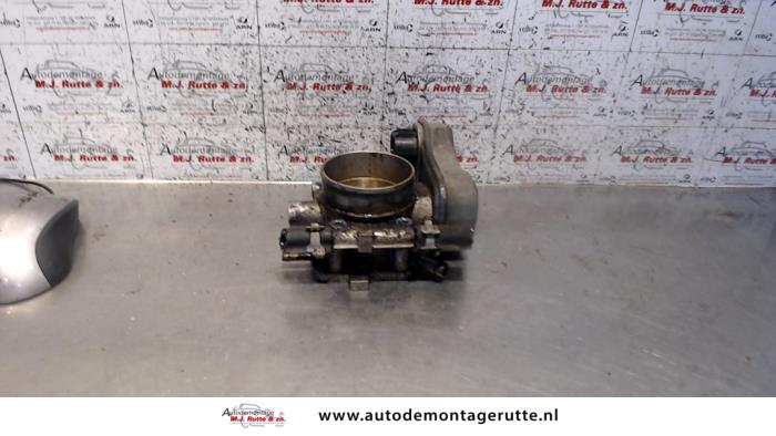 Gebrauchte Drosselklappengehäuse Opel Omega B Caravan (21/22/23) 2.2 16V Preis auf Anfrage angeboten von Autodemontage M.J. Rutte B.V.