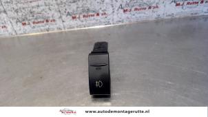 Used Fog light switch Kia Magentis (GD) 2.5 V6 Price on request offered by Autodemontage M.J. Rutte B.V.