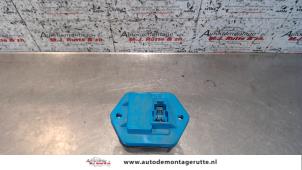 Gebrauchte Heizung Widerstand Kia Magentis (GD) 2.5 V6 Preis auf Anfrage angeboten von Autodemontage M.J. Rutte B.V.