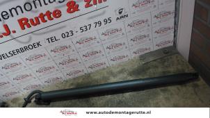 Used Rear gas strut, left Kia Cee'd Sportswagon (JDC5) 1.6 CRDi 16V VGT Price € 250,00 Margin scheme offered by Autodemontage M.J. Rutte B.V.