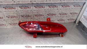 Used Reversing light, right Alfa Romeo GT (937) 2.0 JTS 16V Price on request offered by Autodemontage M.J. Rutte B.V.
