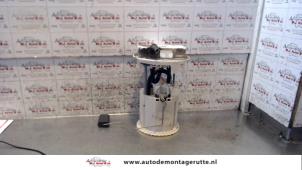 Usagé Pompe à carburant Peugeot 1007 (KM) 1.6 GTI,Gentry 16V Prix sur demande proposé par Autodemontage M.J. Rutte B.V.