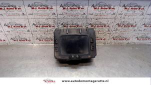 Usagé Affichage intérieur Opel Zafira (F75) 1.8 16V Prix sur demande proposé par Autodemontage M.J. Rutte B.V.
