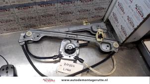 Used Window mechanism 2-door, front left Peugeot 1007 (KM) 1.6 GTI,Gentry 16V Price on request offered by Autodemontage M.J. Rutte B.V.